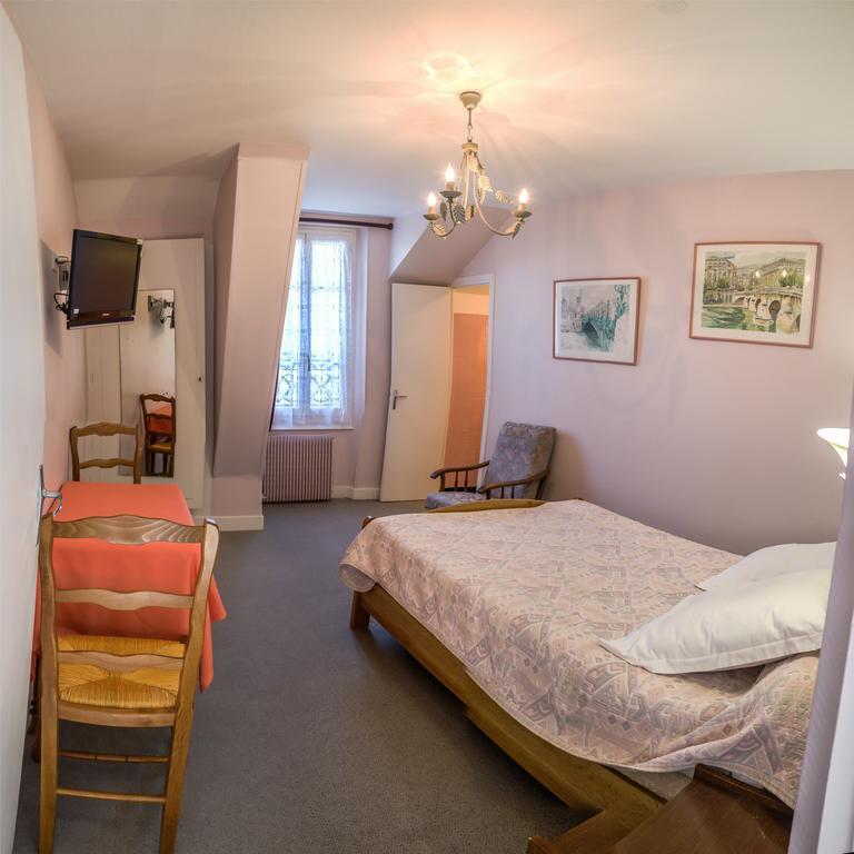 ホテルCastel Regina シャテルギュイヨン 部屋 写真